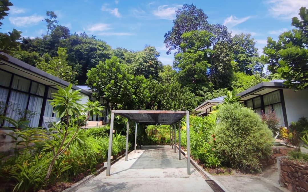 S'Ekar Pinang Langkawi Bed & Breakfast Пантай Ченанг Екстериор снимка